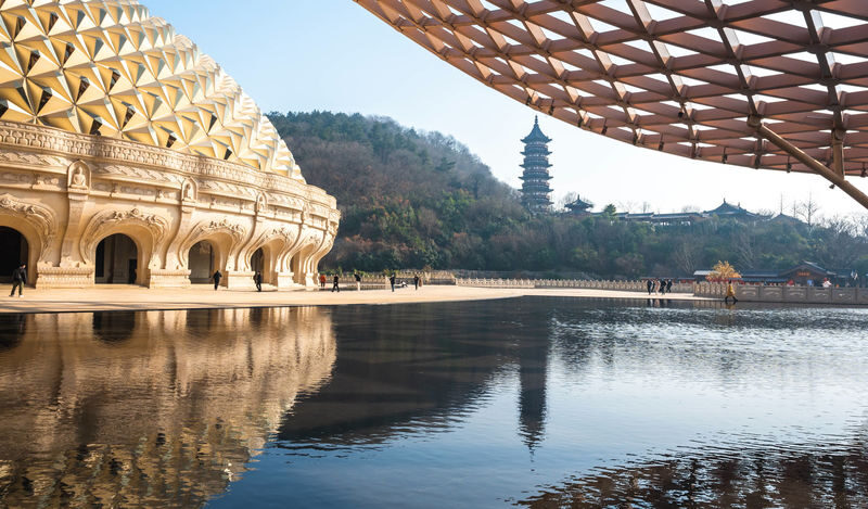 Nanjing Niushoushan + Laomendong Cultural Tourism Zone Half-Day Tour - Foding Palace is the reason to go