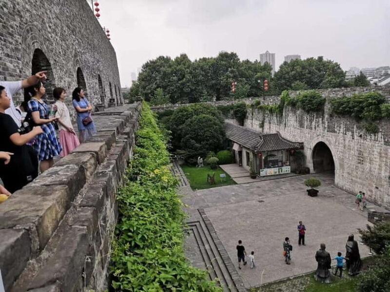 Nanjing: Private City Highlights Tour with Lunch - Discovering Nanjings Top Attractions