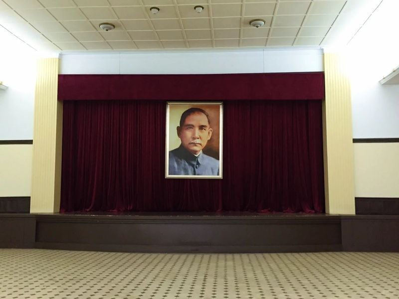 Nanjing Republic Era Day Tour - A full day through Nanjing’s changing eras