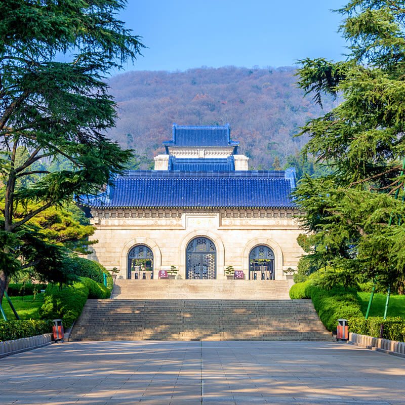 Nanjing Republic Era Day Tour - The guide, the language and group size