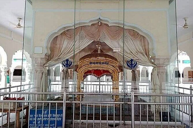 Nankana Sahib Gurdwara One Day Guided Tour - A Detailed Look at the Nankana Sahib Gurdwara Tour
