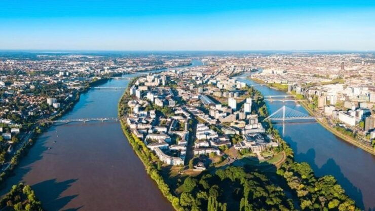 Nantes : Must-see Attractions Walking Tour - Top Historical Landmarks to Visit