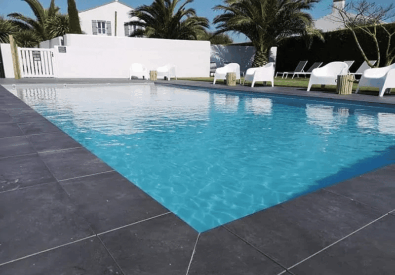 Nantes - Noirmoutier: Romantic Stay - Transportation Options and Pickup Information