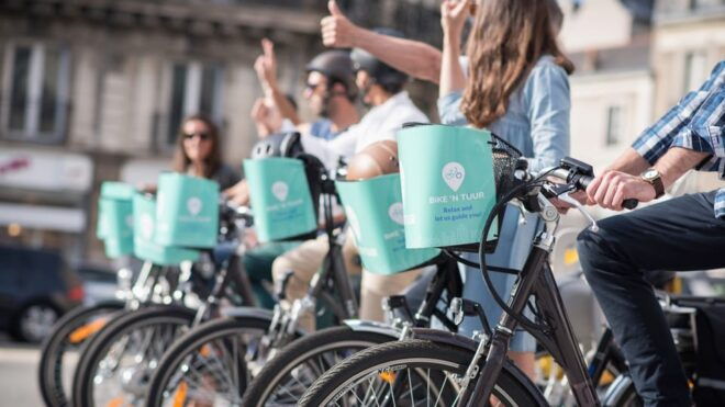 Nantes: Panoramic Tour by Electric Bike - Equipment Provided