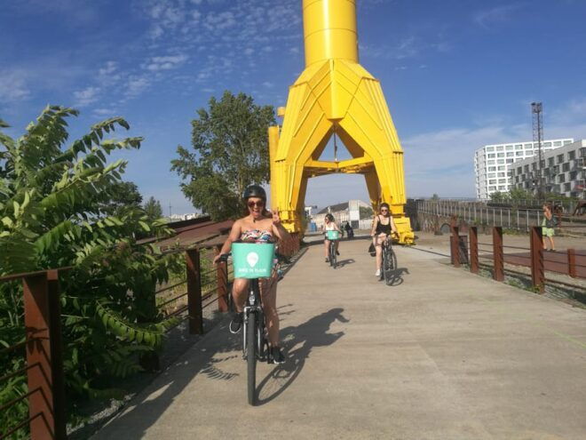 Nantes: Panoramic Tour by Electric Bike - Booking Process