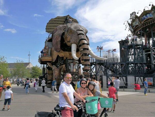Nantes: Panoramic Tour by Electric Bike - Explore Nantes by Bike