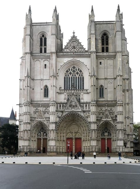 Nantes Private Guided City Tour - Key Attractions in Nantes