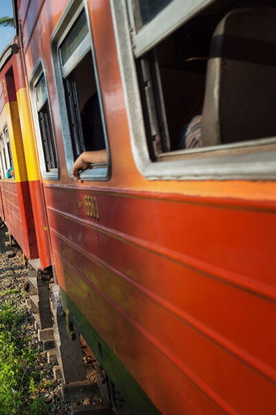 Nanuoya: First-Class Scenic Train Ticket To/From Kandy - Travel Experience Highlights