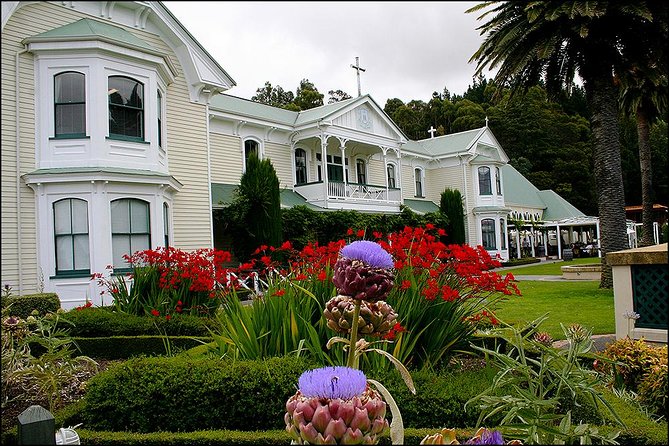 Napier Half-Day Wine Beer and Cider Tour - Booking and Pricing Details