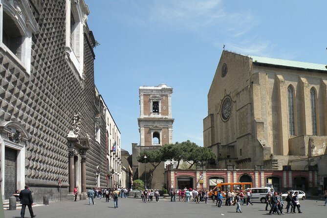 Naples - 4 Hours in the Streets of the City - Historical Sites and Landmarks to Explore