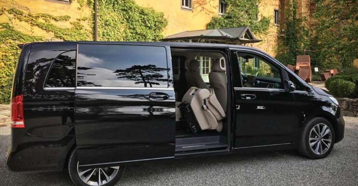 Naples Airport: One-Way Private Transfer to Caserta - Activity Details