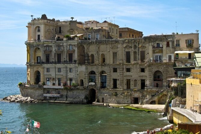 Naples Airport Transfers: Naples Airport NAP to Naples City in Luxury Van - Booking and Operating Details