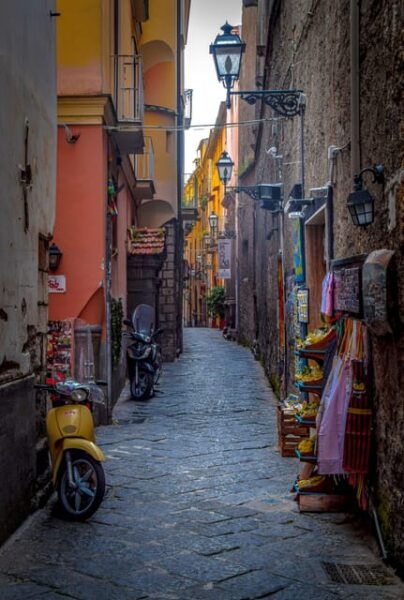 Naples, Amalfi Coast or Capri: Shopping Experience - Expert Guidance Benefits