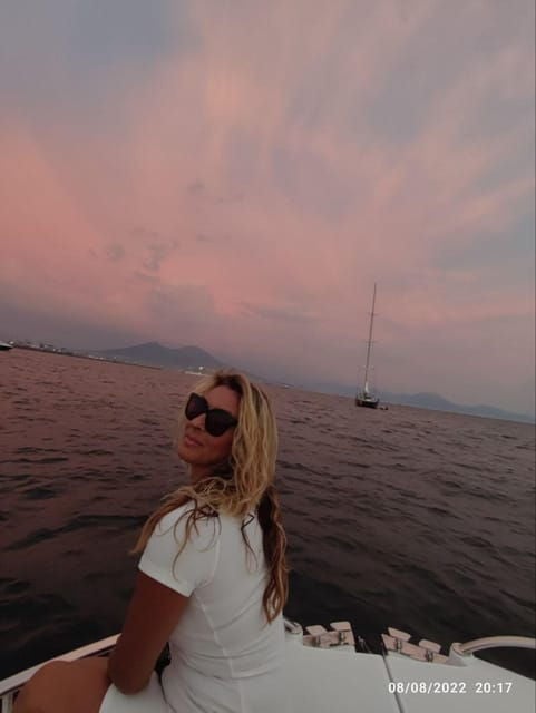 Naples: Bay of Naples Sunset Experience with Prosecco - The Experience from a Guest Perspective