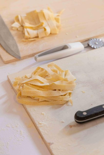 Naples: Best Masterclass Fettuccine Pasta & Tiramisu Making - Event Details