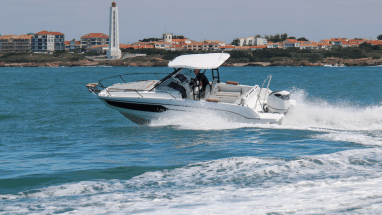 Naples Boat Tour Along Coast: From Molo Siglio to Nisida - Itinerary and Activities