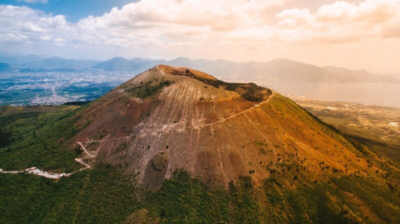 Naples Bus Excursion: Explore Vesuvius On Your Own - Good To Know