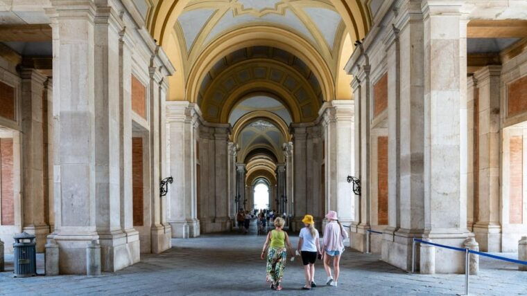 Naples: Caserta Royal Palace Guided Tour with Transfers - Who Should Consider This Tour?