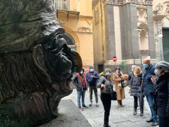 Naples City Center: Discover Spaccanapoli - Tour in Italian - Exploring Spaccanapoli