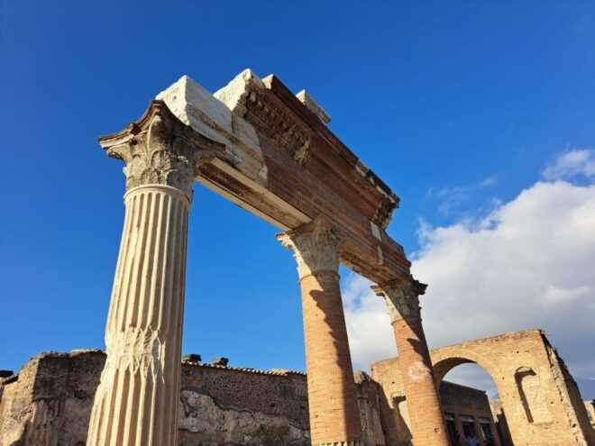Naples: Day Trip to Pompeii & Vesuvius - Customer Reviews