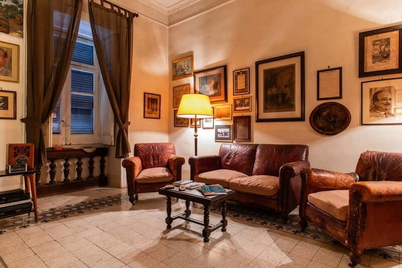 Naples: Entrance ticket with guided tour house museum Murolo - A Closer Look at the Murolo House Museum Tour