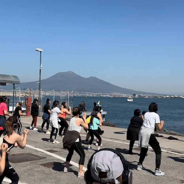 Naples: Fitness Walk at Sunset, Sea and Vesuvius - Instructor and Communication
