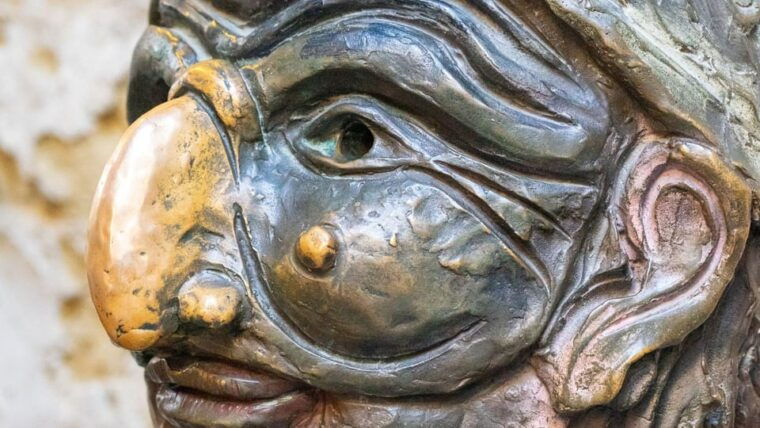 Naples: Folklore Tour With Visit to Pezzentelle Souls Chapel - Seasonal Schedule and Timing