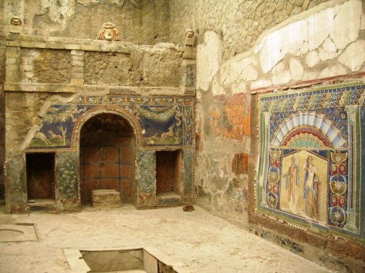 Naples: Herculaneum Skip-the-Line Private Guided Tour - Live Guide and Private Experience