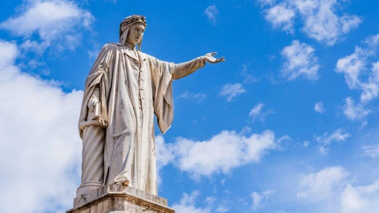 Naples: Historical Centre Tour and Visit to the Water Museum - Meeting Point and Availability