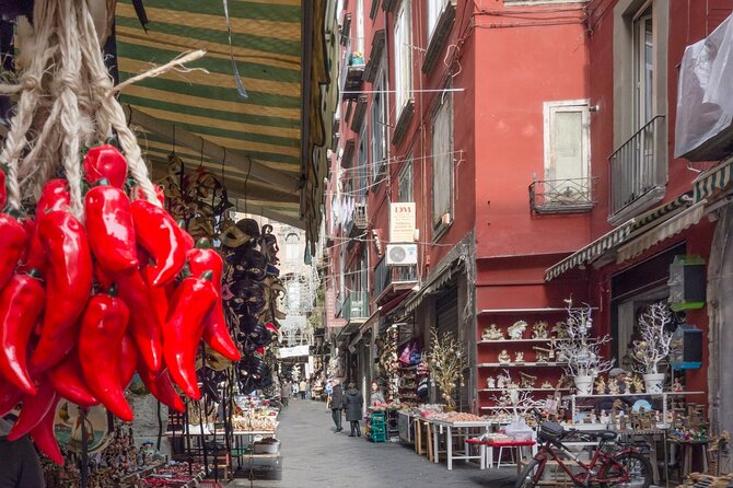 Naples in Christmas Time Tour With San Gregorio Armeno Market & City Highlights - English-Speaking Guide