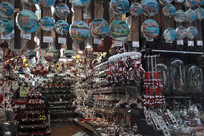 Naples in Christmas Time Tour With San Gregorio Armeno Market & City Highlights - Meeting Point Details