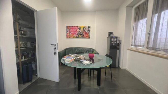 Naples Luggage Storage - Inclusions