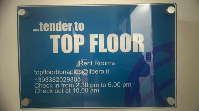 Naples Luggage Storage - Price and Booking