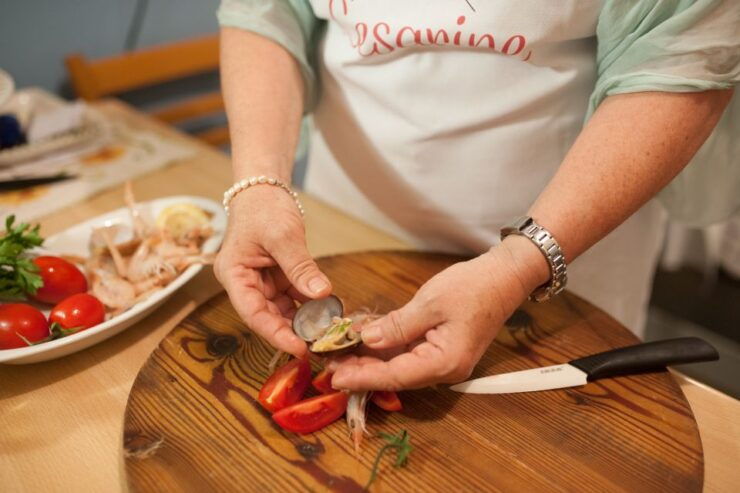 Naples: Markets and Cooking Class at a Cesarina's Home - Experience Highlights