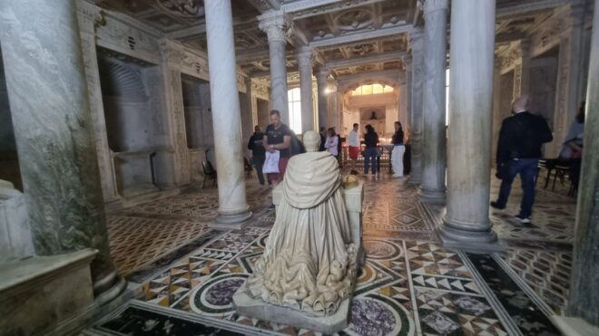 Naples: Monuments and Historic District Self-Guided Tour - Naples Historical Center