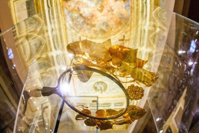 Naples: National Archaeological Museum Ticket and Pemcards - Museum History and Collections