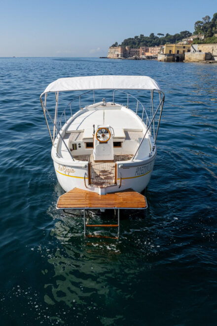 Naples Paradise Boat Tour-Shared Tour for up to Max 6 People - Meeting Point