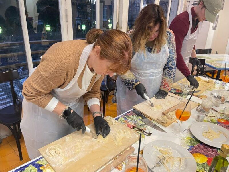 Naples: Pasta Cooking Class With Tiramisù and a Drink - Good To Know