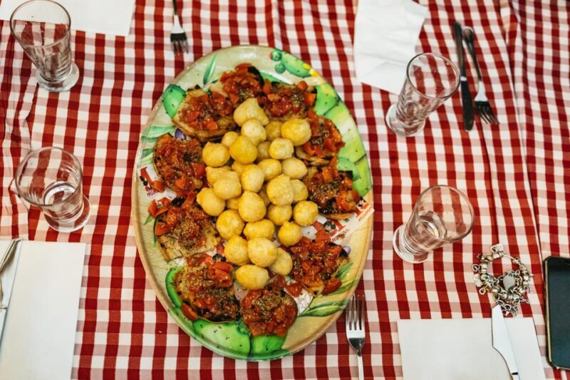 Naples: Pizza-Making Workshop with Drink and Appetizer - Good To Know