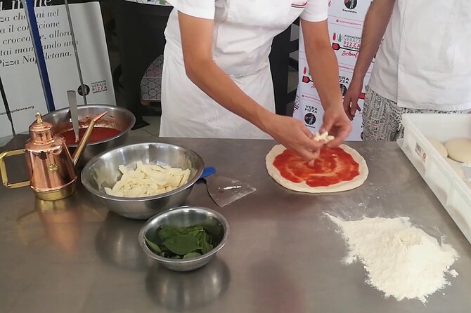 Naples Pizza Secrets Class With Tastings at a Historic Pizzeria - Class Overview