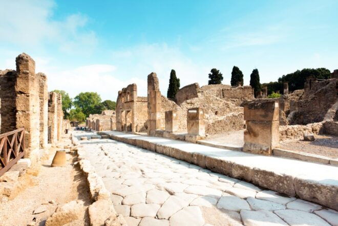 Naples: Pompeii and Mt. Vesuvius With Lunch and Wine Tasting - Additional Information