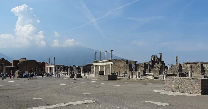 Naples: Pompeii & Herculaneum Tour with Lunch - Good To Know