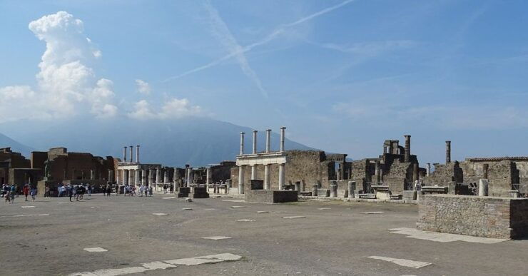 Naples: Pompeii & Herculaneum Tour With Lunch & Wine Tasting - Good To Know