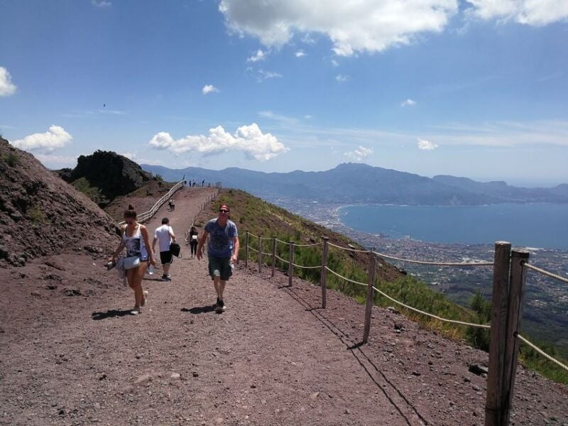 Naples: Pompeii, Mount Vesuvius, and Herculaneum Tour - Personal Experiences and Hidden Gems