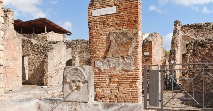 Naples: Pompeii Ruins VIP Guided Tour - Tour Duration and Flexibility