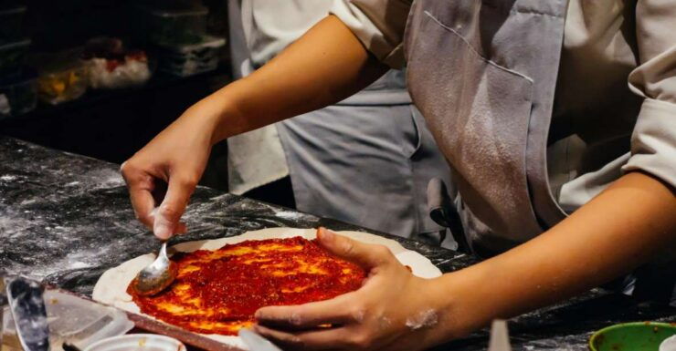 Naples: Premium Pizza-Making Class at a Pizzeria - Experience Details