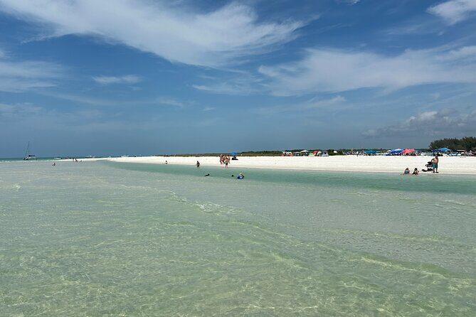 Naples Private Boat with All Beach Amenities and Captain - FAQs