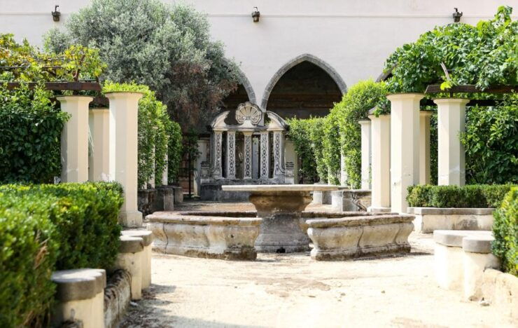 Naples: Private Exclusive History Tour With a Local Expert - Good To Know