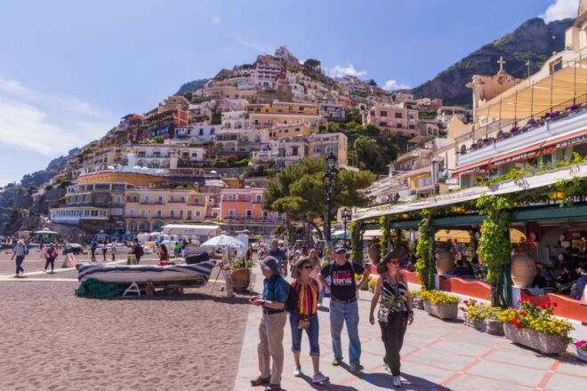 Naples: Private Minivan Transfer to or From the Amalfi Coast - Important Information