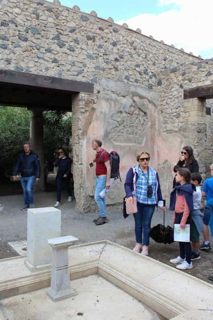 Naples: Private Pompeii Tour with Guide and Transfer - Final Thoughts: Who Is This Tour Best For?